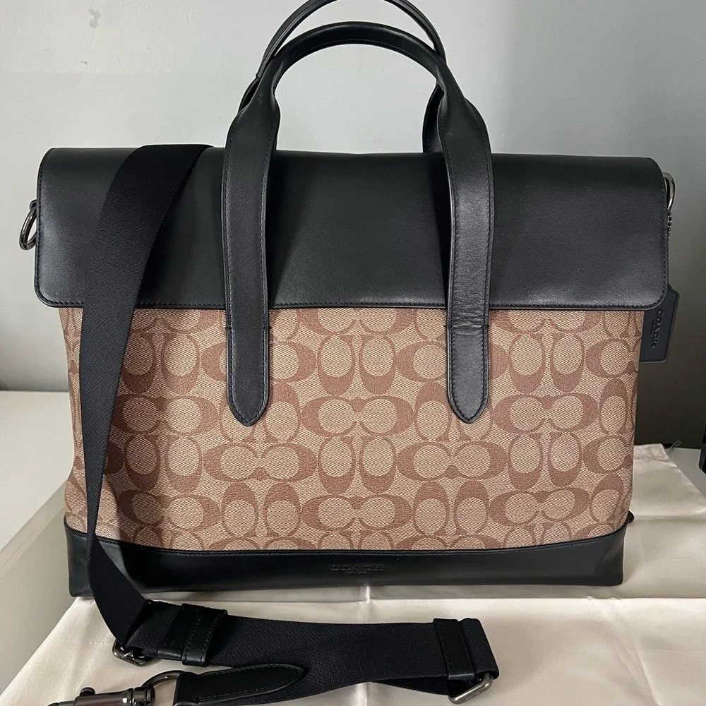 Coach Hamilton Portfolio in Signature Canvas